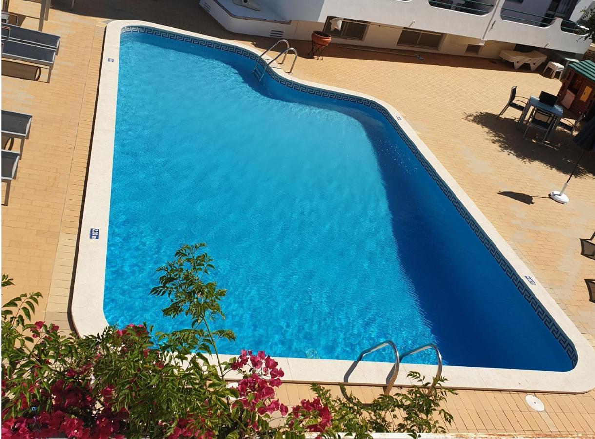 Aaa T2 Awsome Albufeira Apartments Piscina Marina Eksteriør billede